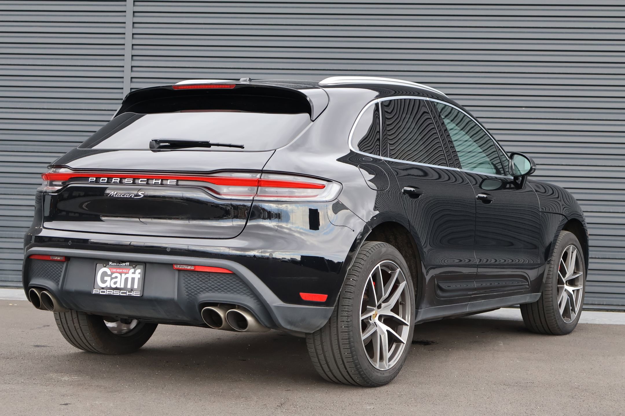 Certified 2023 Porsche Macan S image 10