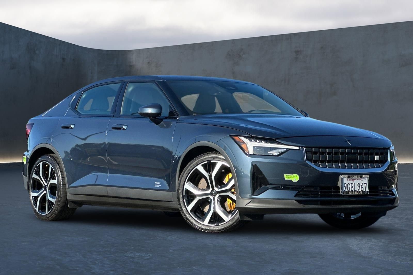 Used 2023 Polestar Polestar 2 image 2