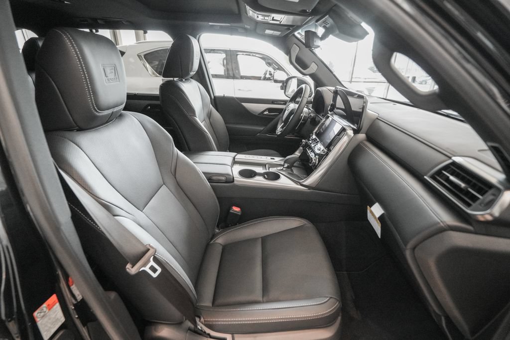 New 2026 Lexus LX 700h F Sport AWD/4WD image 13