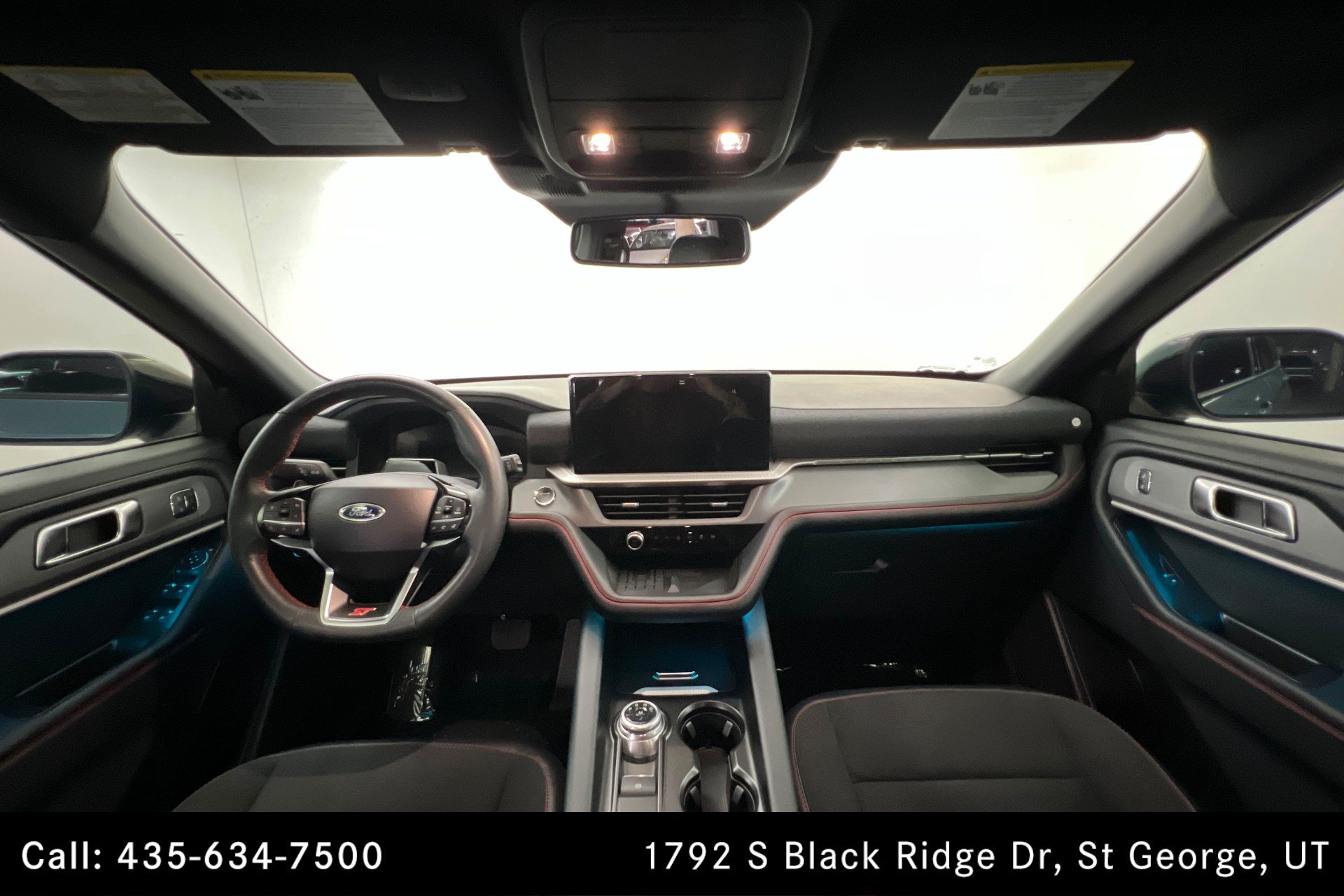 Used 2025 Ford Explorer ST AWD/4WD image 9