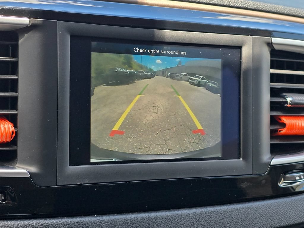 Used 2021 Chrysler Voyager Lxi FWD image 10
