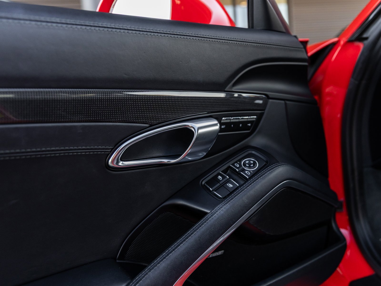 Used 2018 Porsche 911 Turbo image 26