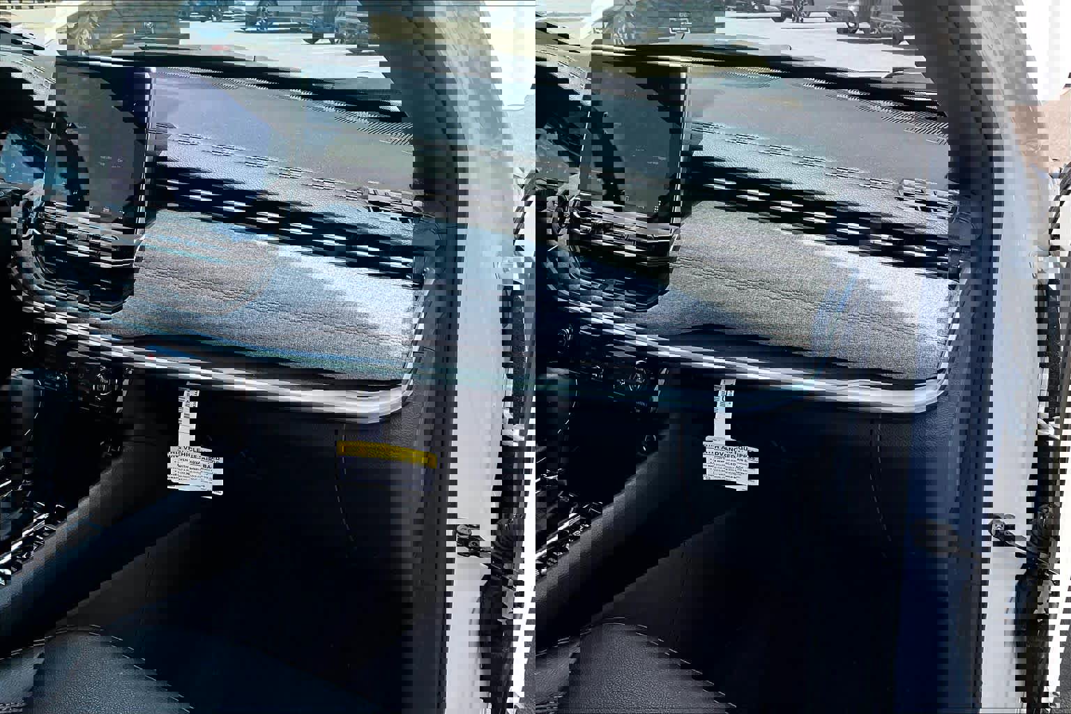 Used 2023 Jeep Compass Latitude w/ Sun and Sound Group image 18