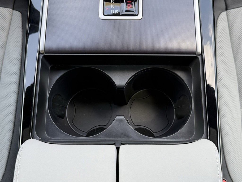 New 2026 Land Rover Range Rover Evoque Dynamic SE image 21