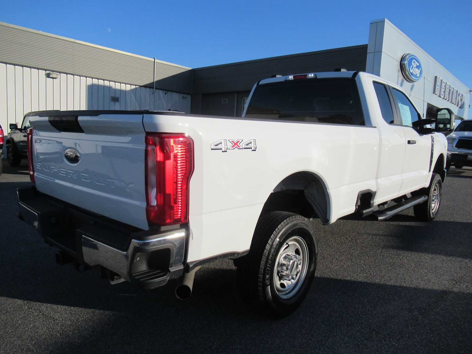 Used 2023 Ford F250 XL w/ XL Chrome Package image 5