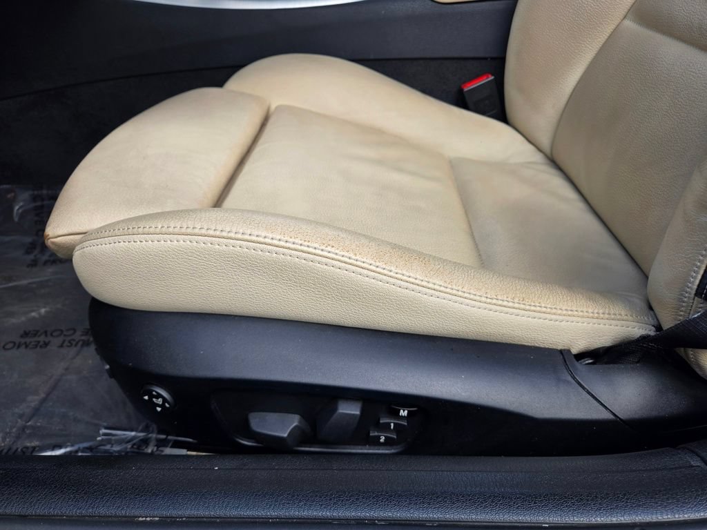 Used 2012 BMW Z4 sDrive35i RWD image 25
