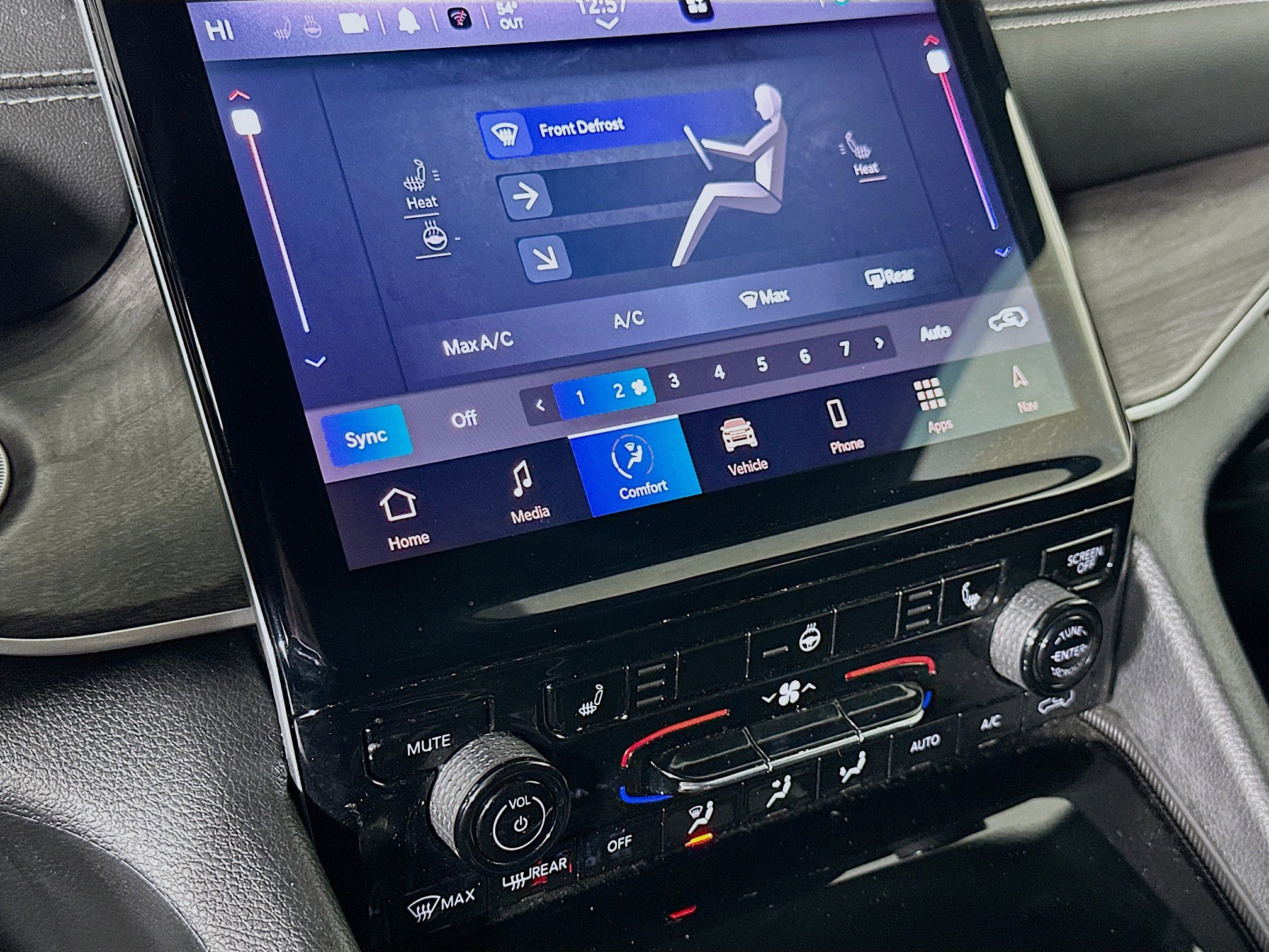 Used 2024 Jeep Grand Cherokee Limited image 24