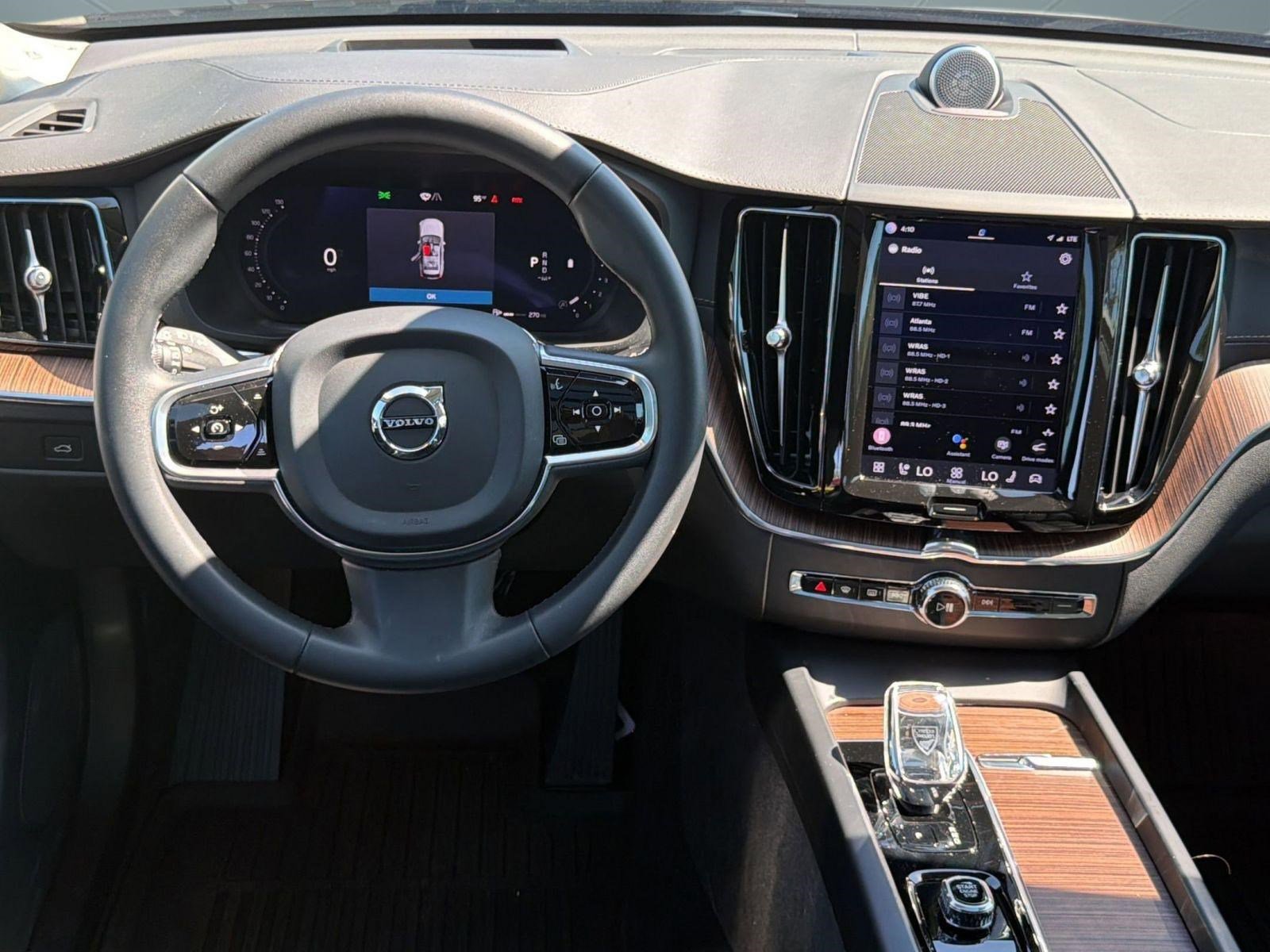 Certified 2023 Volvo XC60 B5 Ultimate AWD/4WD image 28