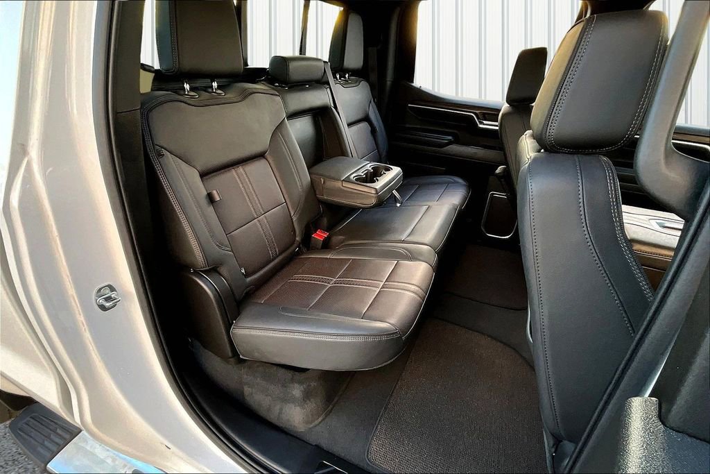 Used 2022 Chevrolet Silverado 1500 High Country image 25