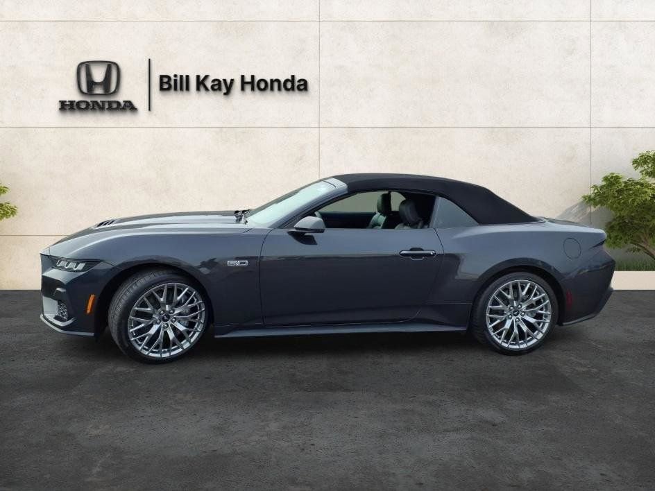 Used 2024 Ford Mustang GT Premium image 7