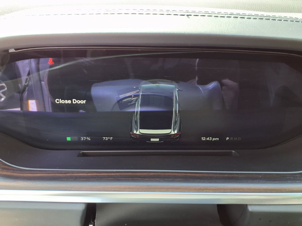 Used 2024 Tesla Model X AWD/4WD image 9