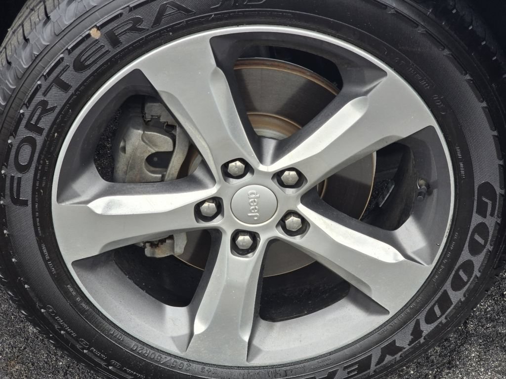 Used 2021 Jeep Grand Cherokee L Limited RWD image 10