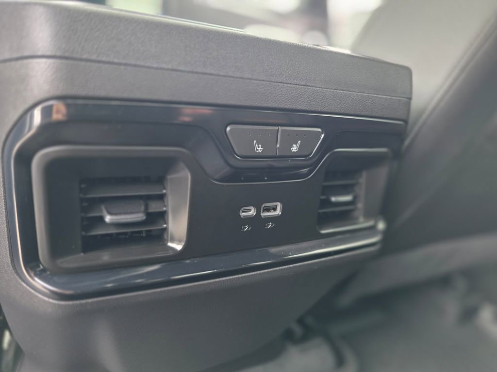 Used 2022 GMC Sierra 1500 AT4 w/ AT4 Premium Package image 19