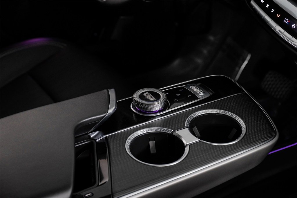 Used 2024 Cadillac Lyriq Luxury image 21