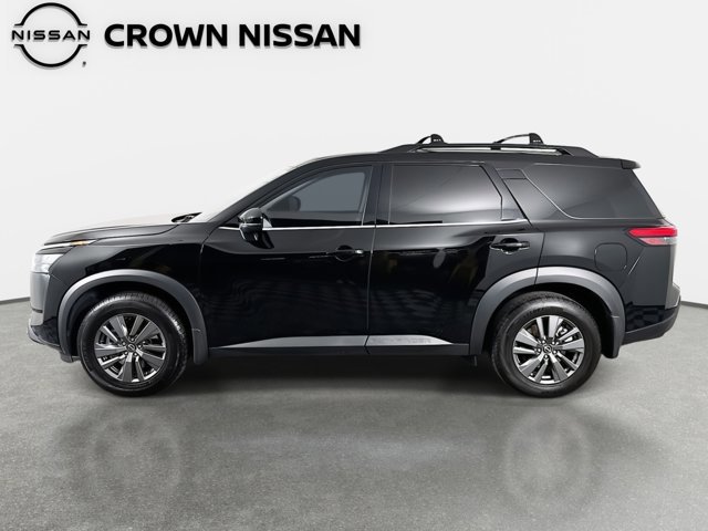Certified 2023 Nissan Pathfinder SV image 9