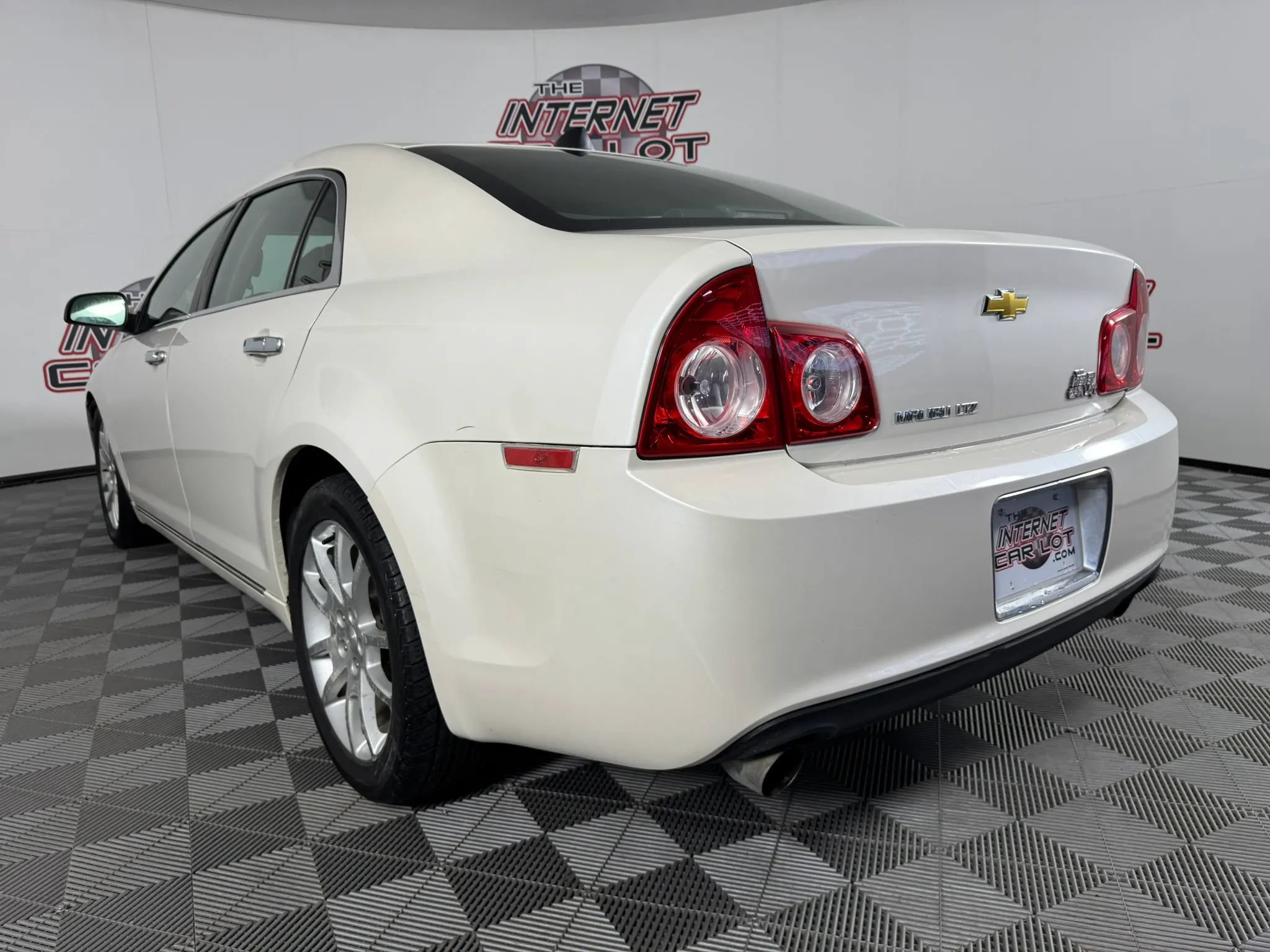 Used 2012 Chevrolet Malibu LTZ FWD image 25
