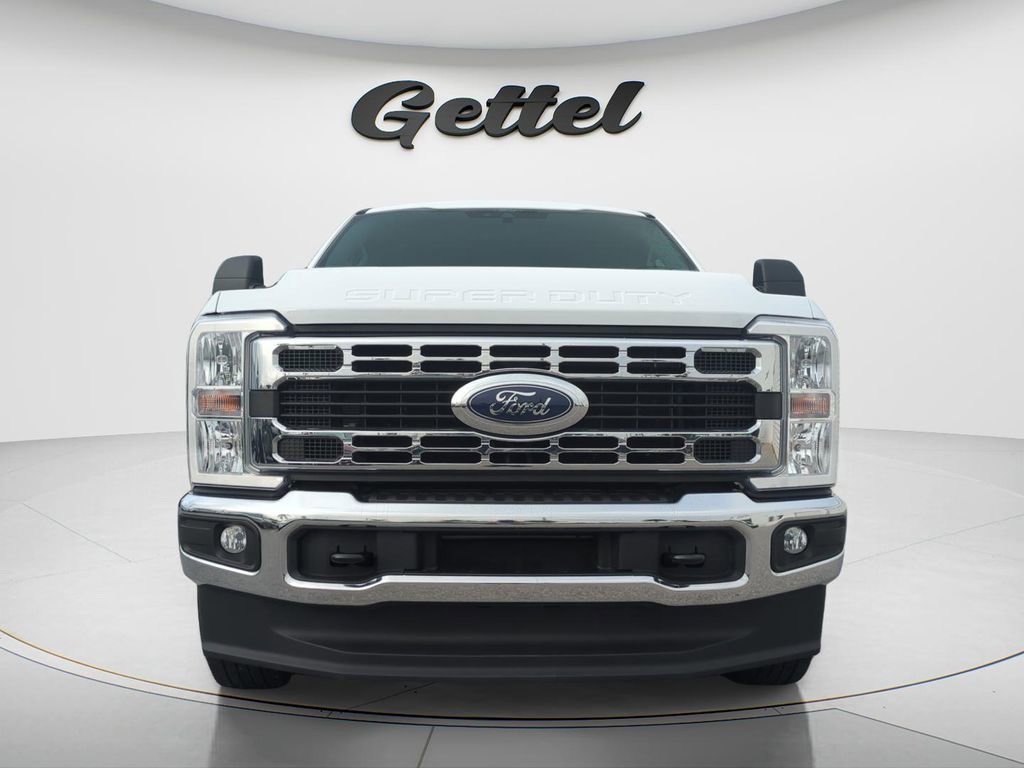 Used 2025 Ford F250 XLT image 8