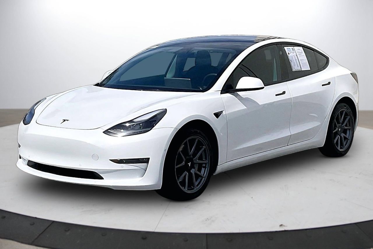 Used 2022 Tesla Model 3 Long Range image 4