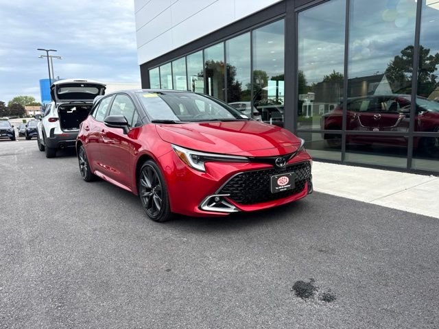 Used 2025 Toyota Corolla XSE FWD image 1