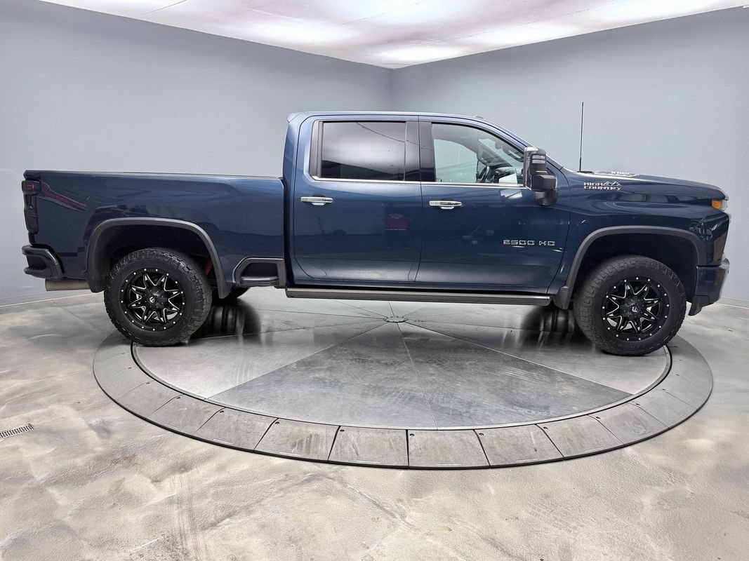 Used 2021 Chevrolet Silverado 2500 High Country w/ Z71 Off-Road Package AWD/4WD image 4
