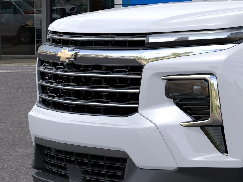 New 2026 Chevrolet Traverse LT w/ Sun and Wheel Package AWD/4WD image 13