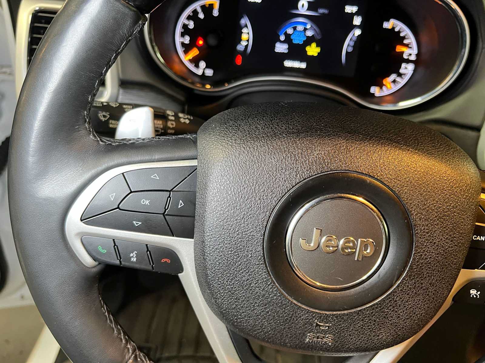 Used 2018 Jeep Grand Cherokee Summit AWD/4WD image 28