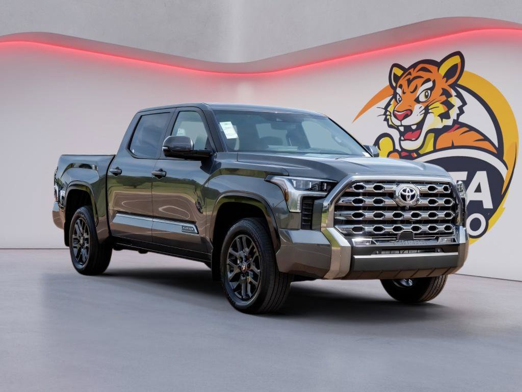 Used 2026 Toyota Tundra Platinum AWD/4WD image 3