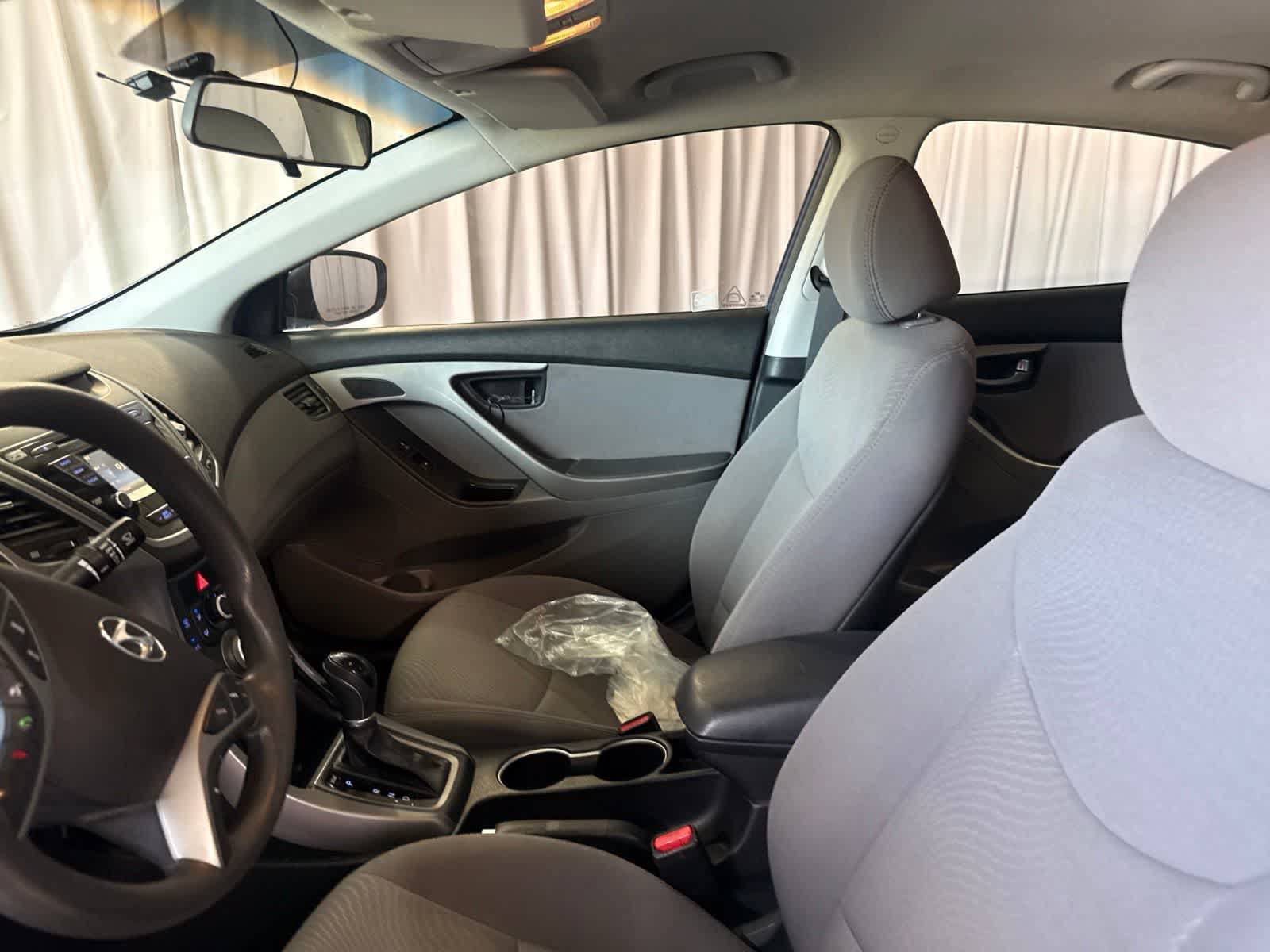 Used 2016 Hyundai Elantra SE w/ Option Group 02 FWD image 20