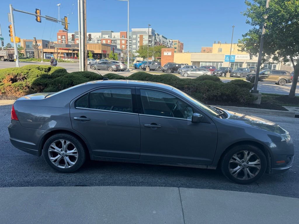Used 2012 Ford Fusion SE FWD image 4