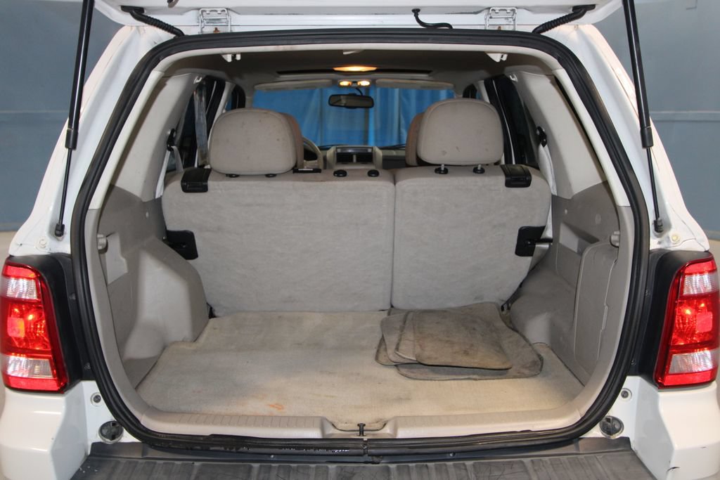 Used 2011 Ford Escape XLT w/ 201A Rapid Spec Order Code FWD image 33