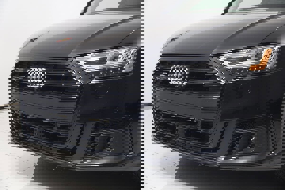 Used 2020 Audi A8 L 4.0T w/ Sport Plus Package image 67