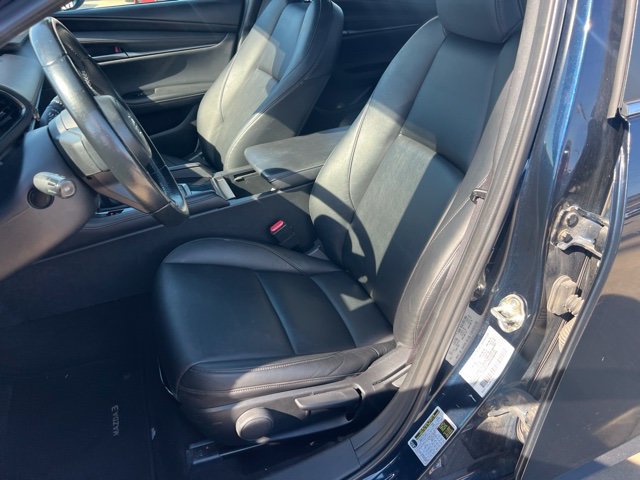Used 2024 MAZDA MAZDA3 s FWD image 6