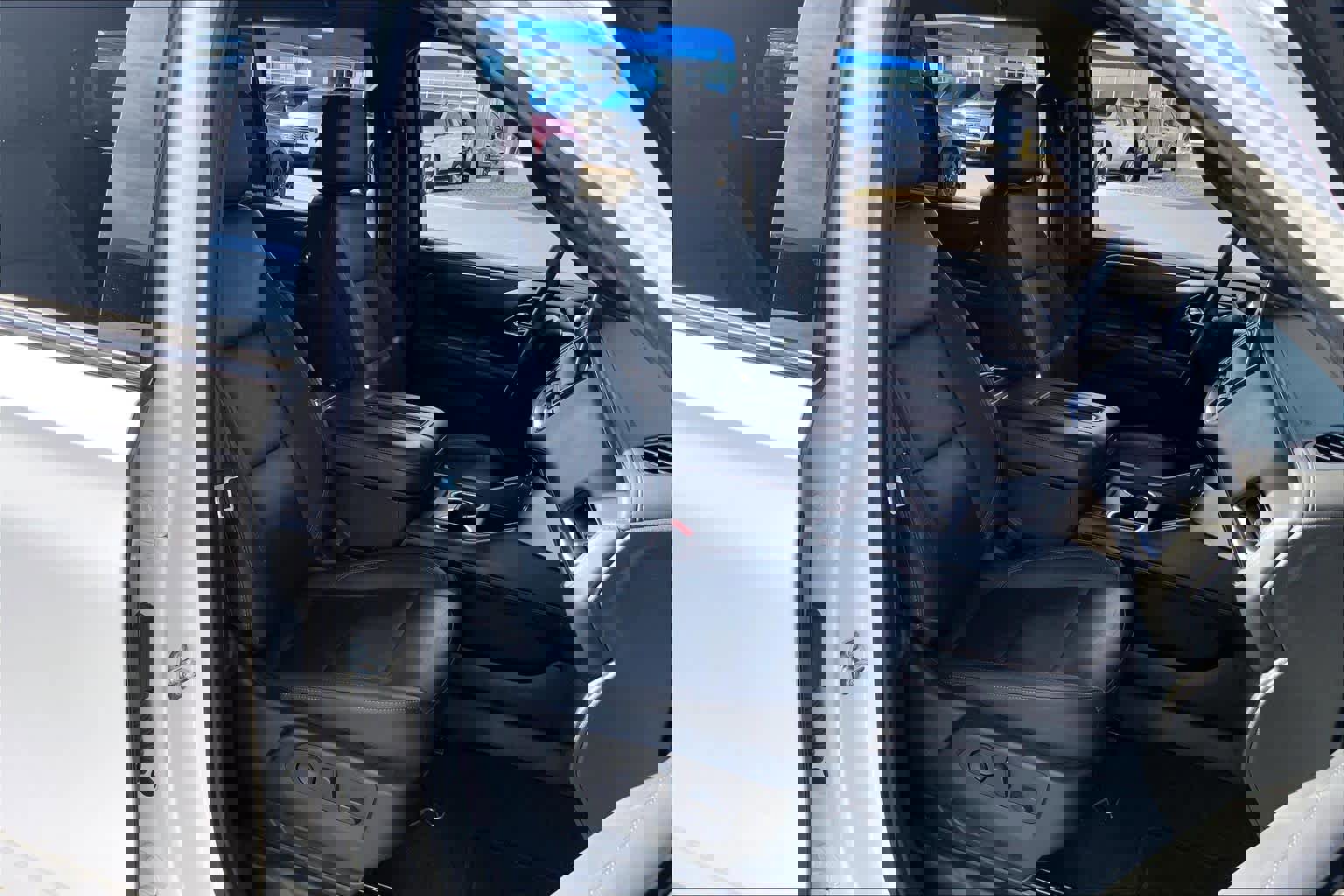 Certified 2024 Chevrolet Tahoe Z71 w/ Luxury Package image 8