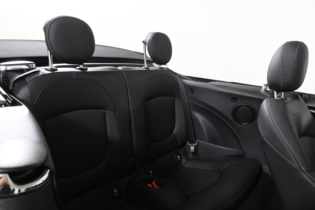 Certified 2024 MINI Cooper S FWD image 39