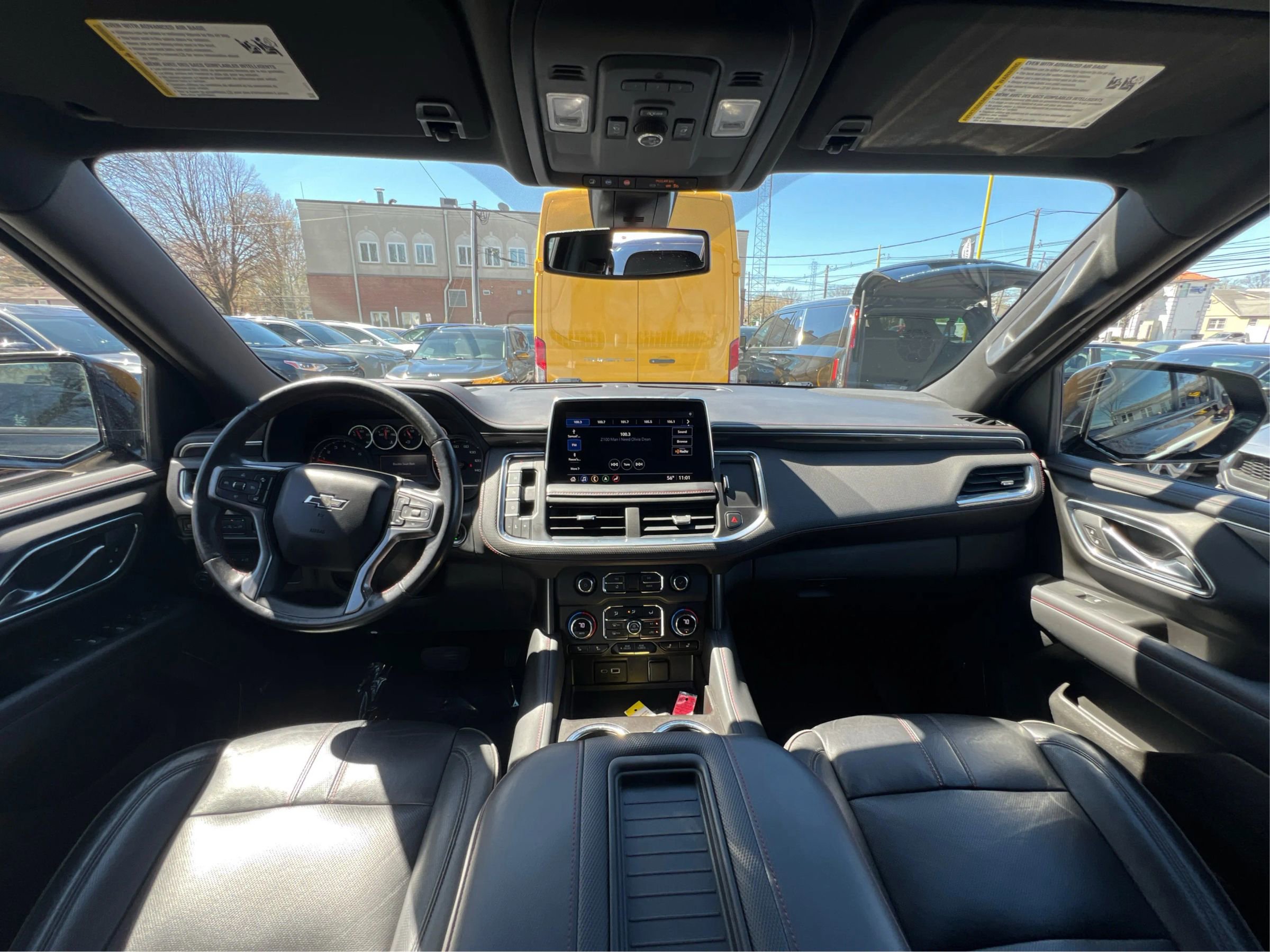 Used 2021 Chevrolet Suburban RST w/ Luxury Package image 25