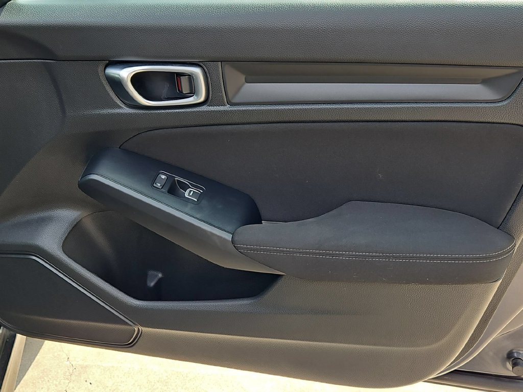 Used 2025 Honda Civic Sport image 30
