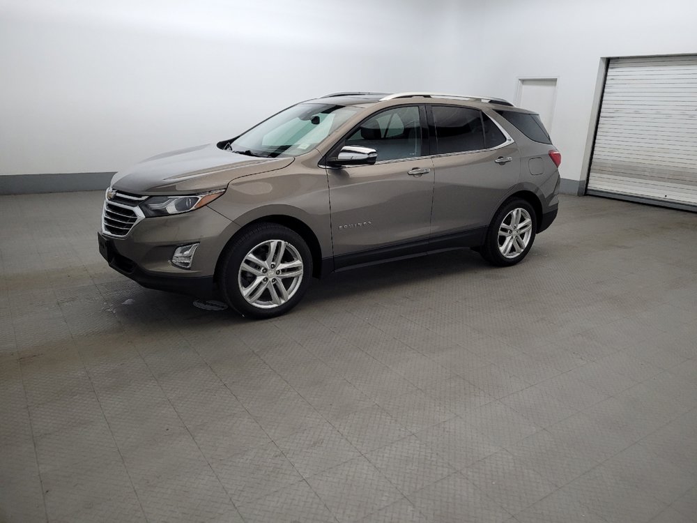 Used 2018 Chevrolet Equinox Premier AWD/4WD image 2