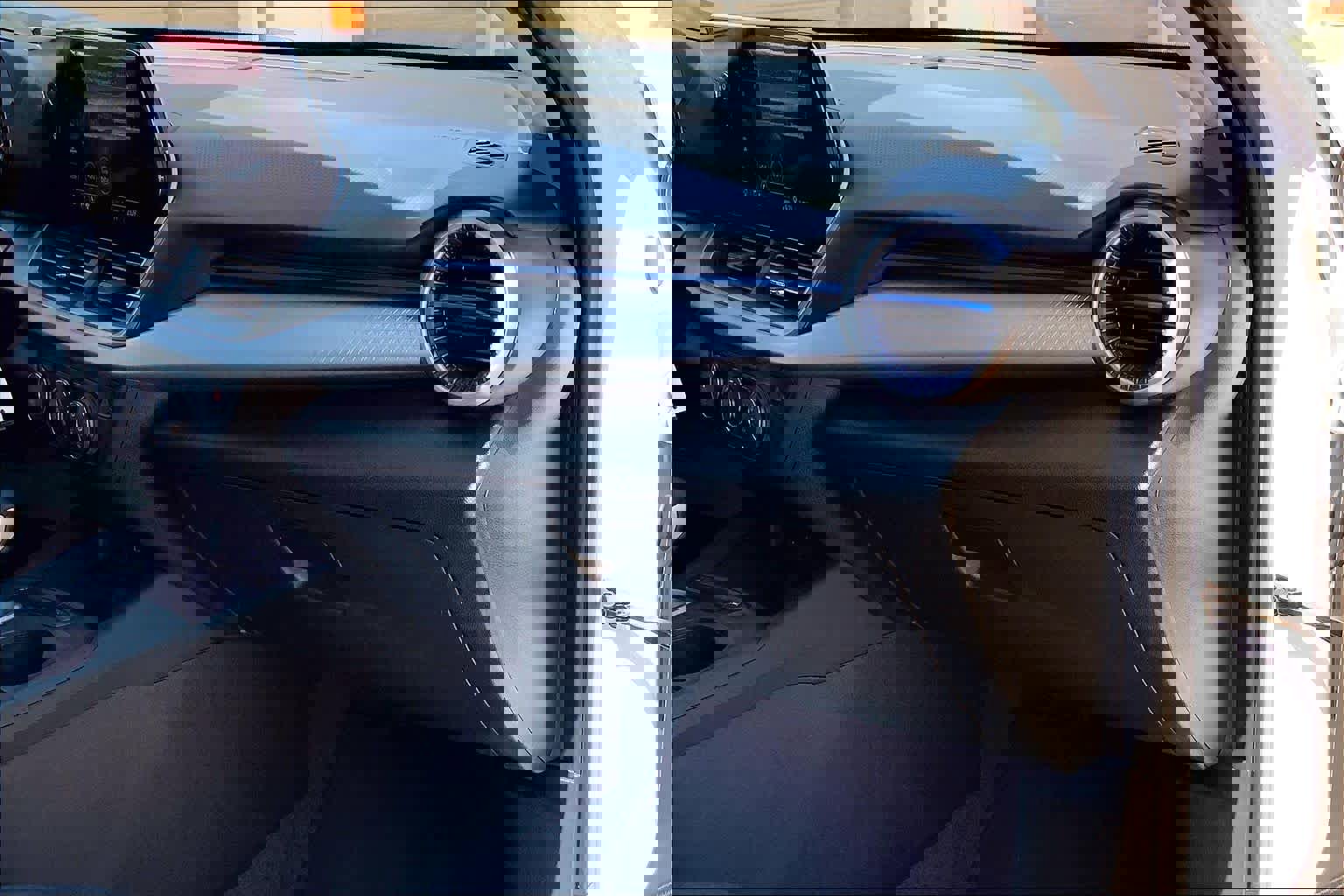 Used 2025 Chevrolet Trax LS image 19