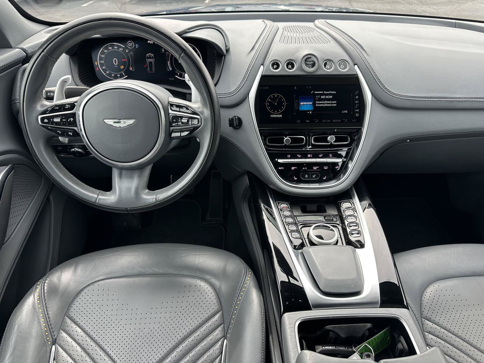 Used 2021 Aston Martin DBX AWD/4WD image 26