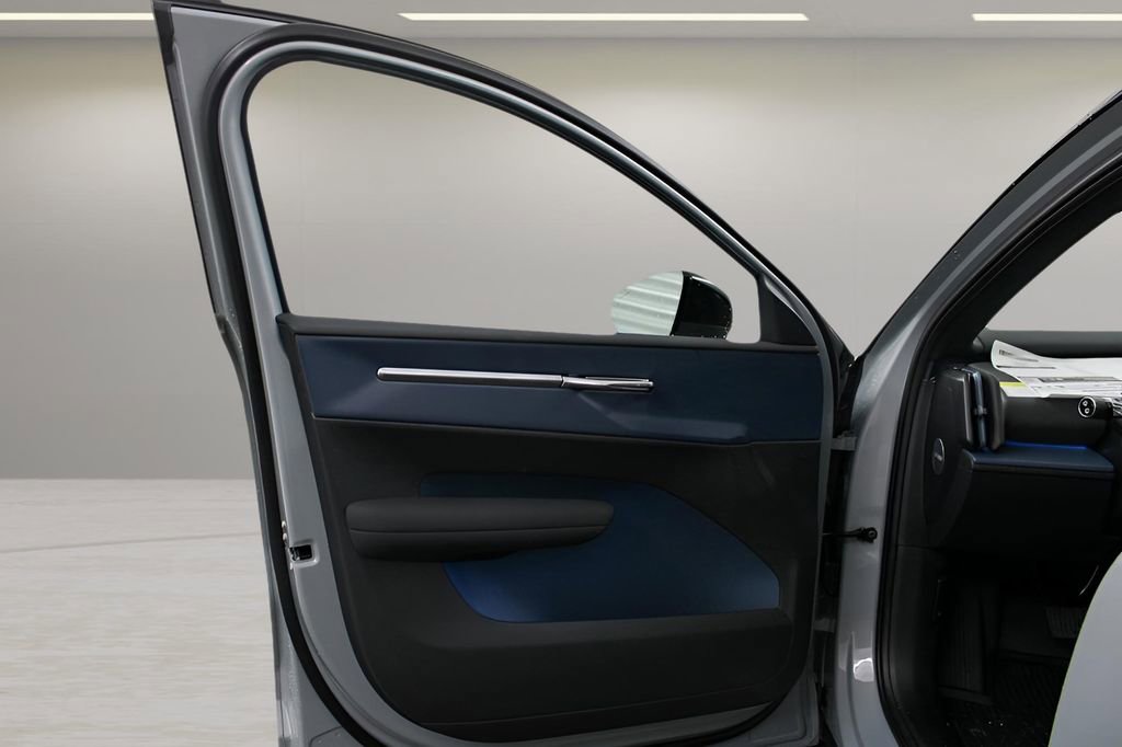 New 2026 Volvo EX30 Plus w/ Protection Package Premier image 28