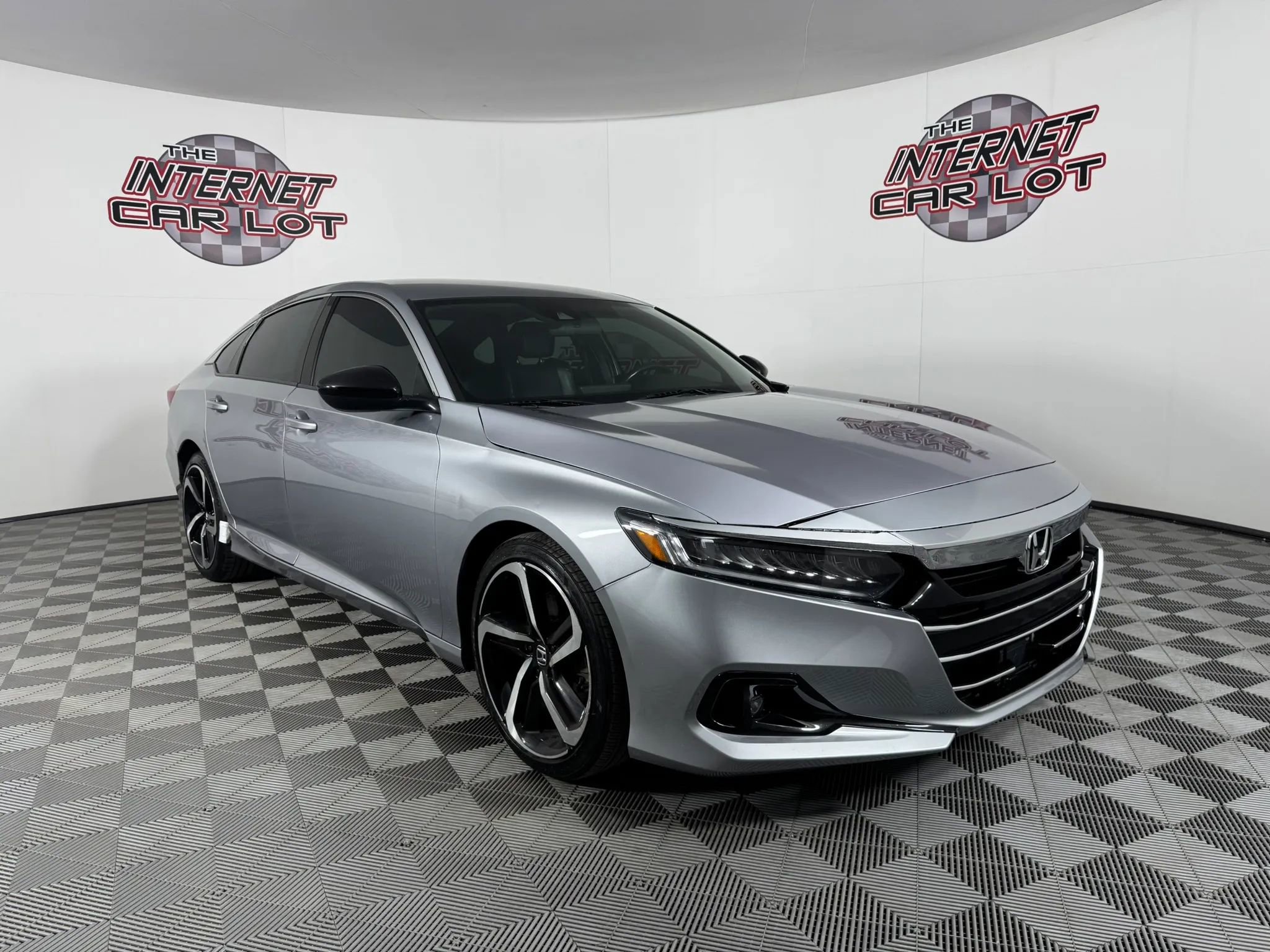 Used 2022 Honda Accord Sport image 9