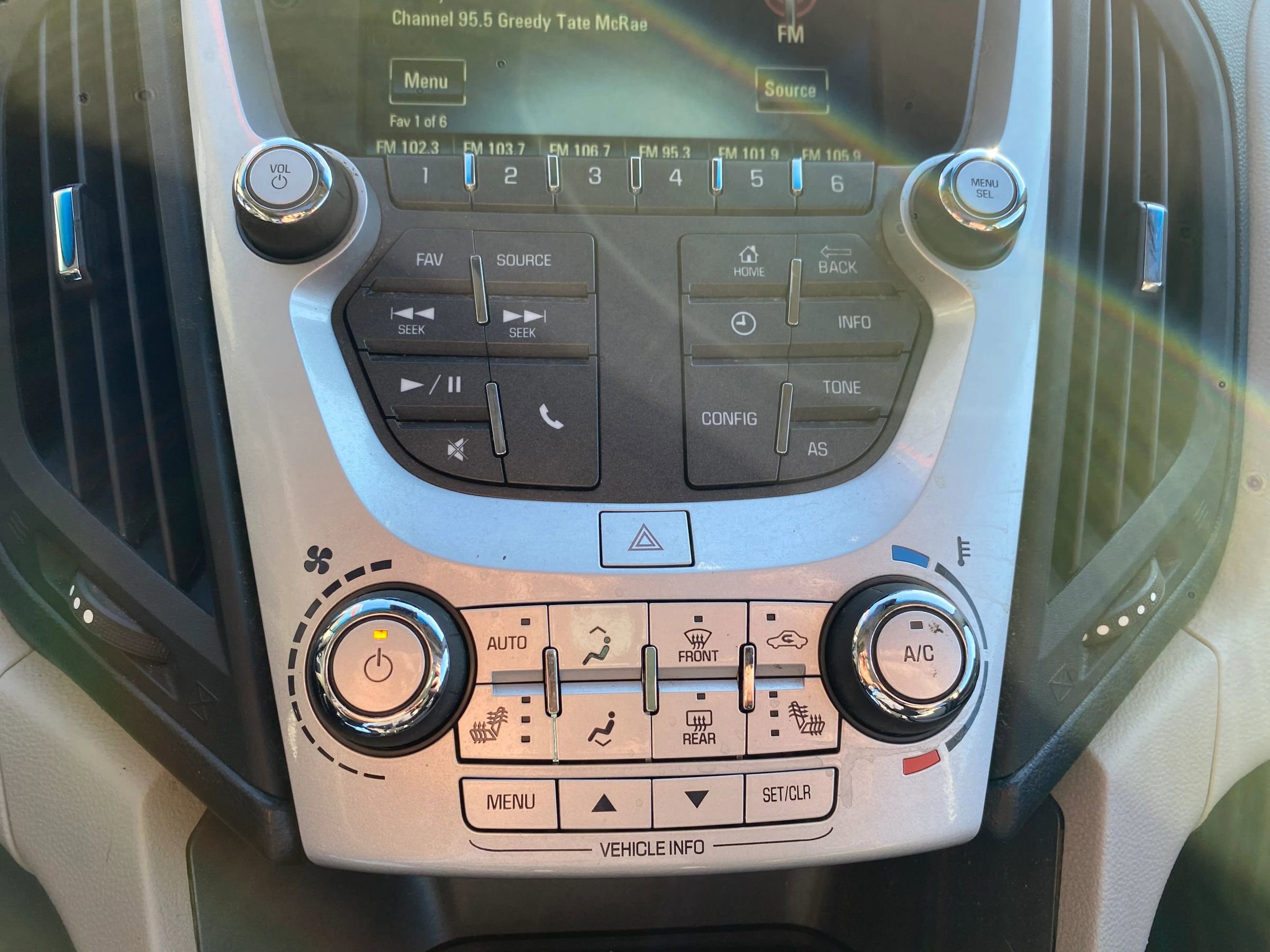 Used 2016 Chevrolet Equinox LT w/ Convenience Package image 20