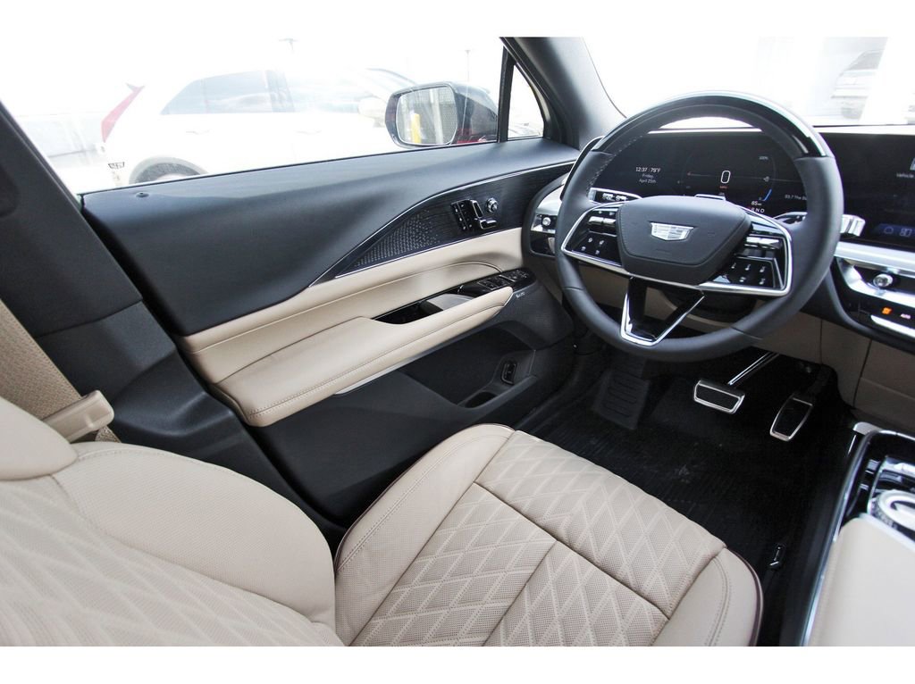 New 2025 Cadillac Lyriq Sport w/ Nappa Leather Package image 8