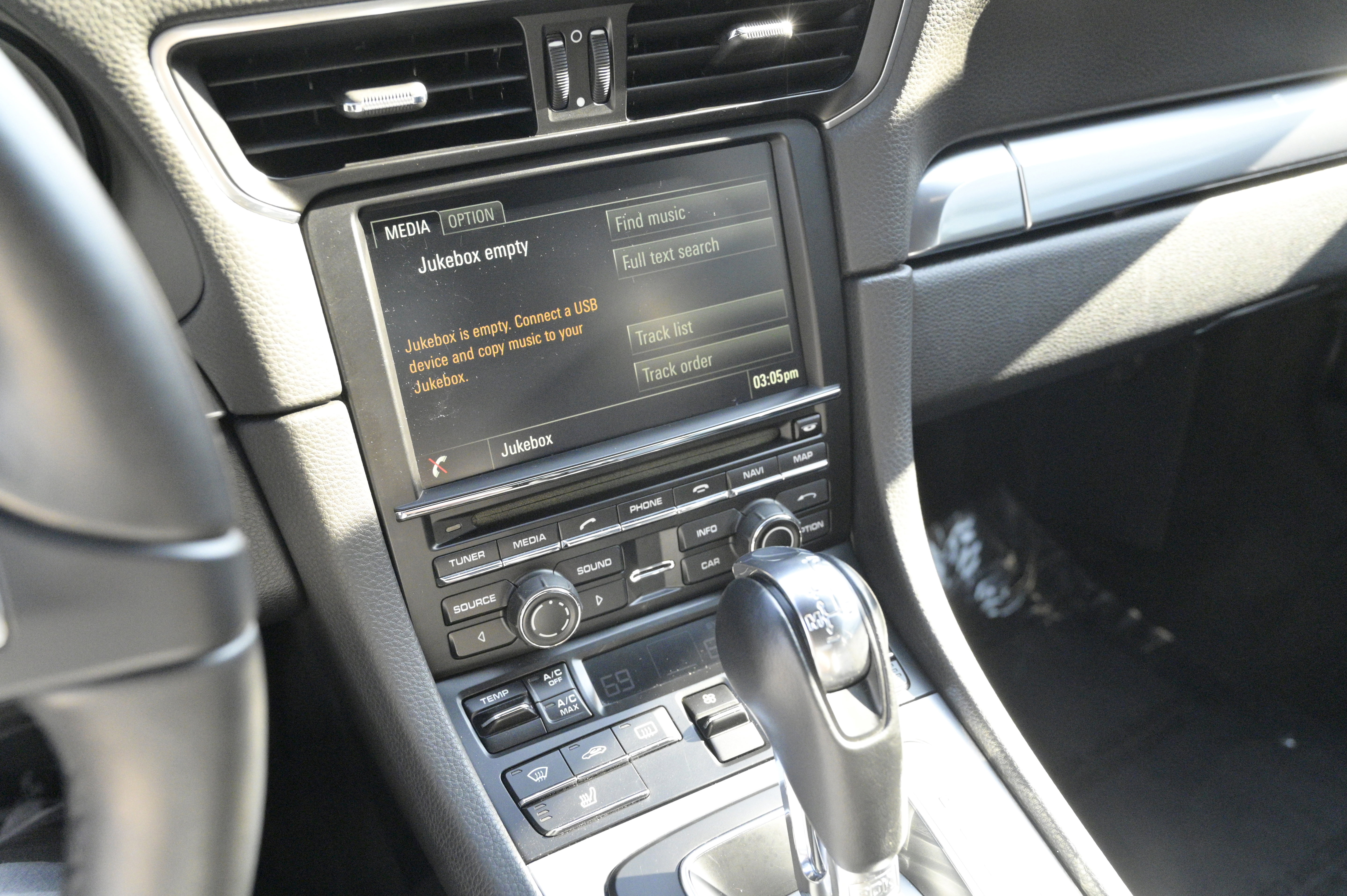 Used 2016 Porsche 911 Carrera 4 image 24