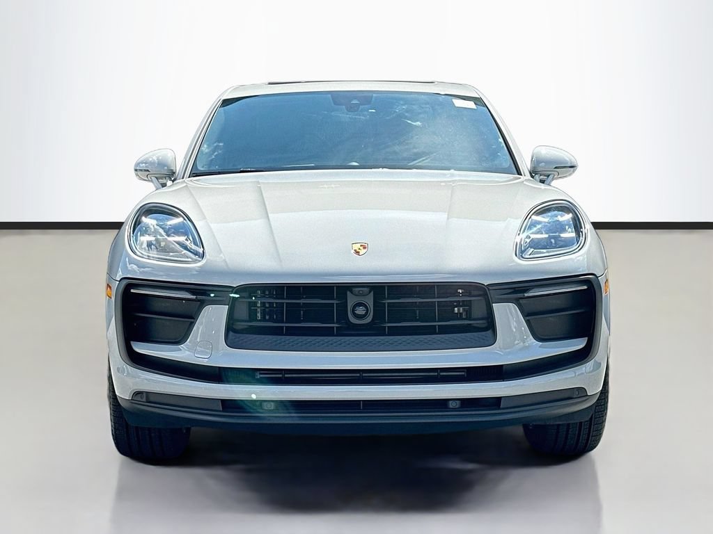New 2026 Porsche Macan AWD/4WD image 6