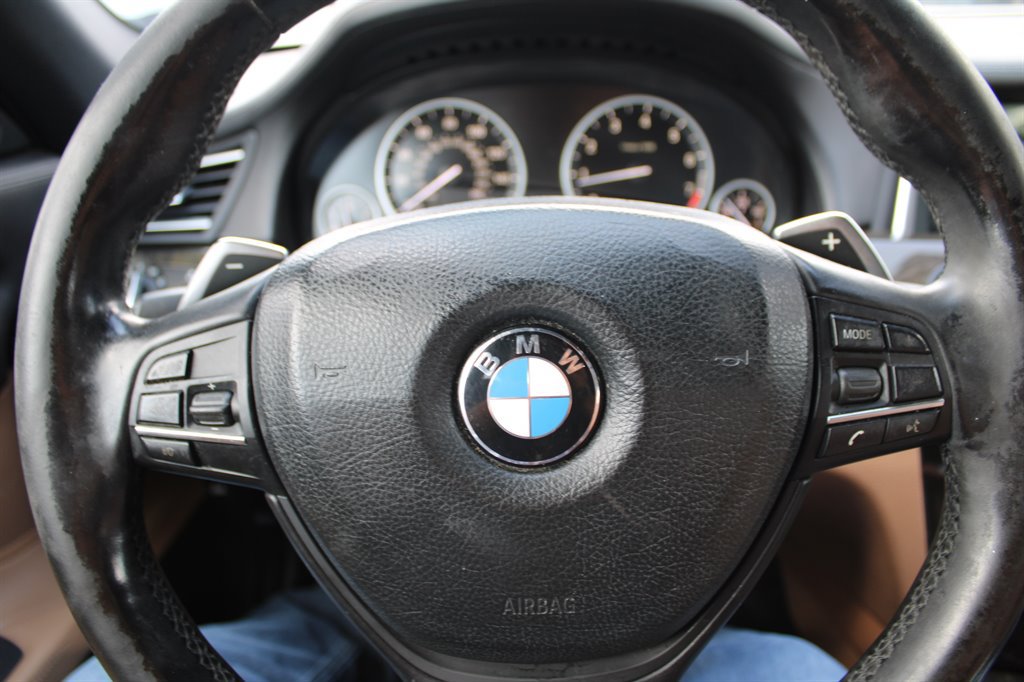 Used 2013 BMW 750Li RWD image 32