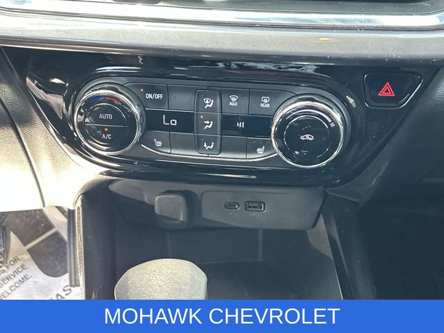 Used 2025 Chevrolet Trax ACTIV w/ Driver Confidence Package FWD image 34