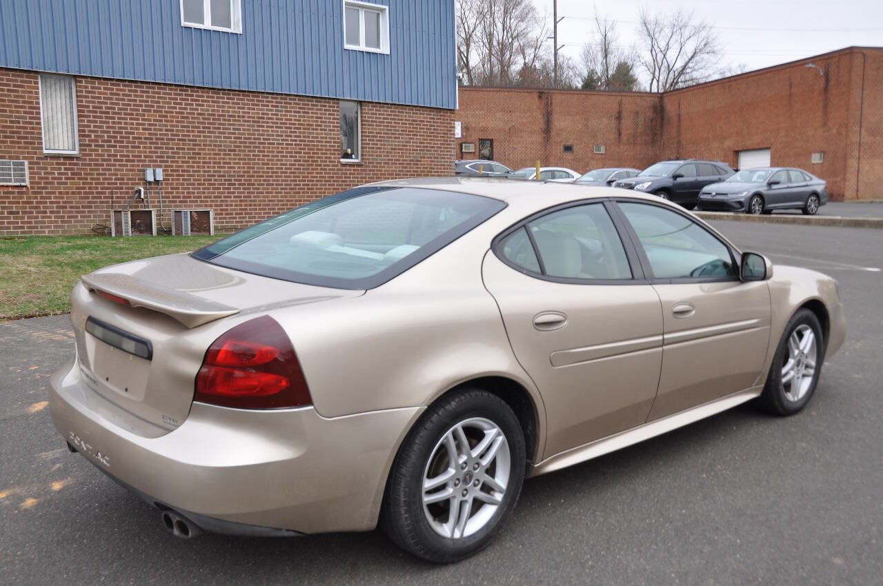 Used 2005 Pontiac Grand Prix GTP w/ Premium Audio Package FWD image 8