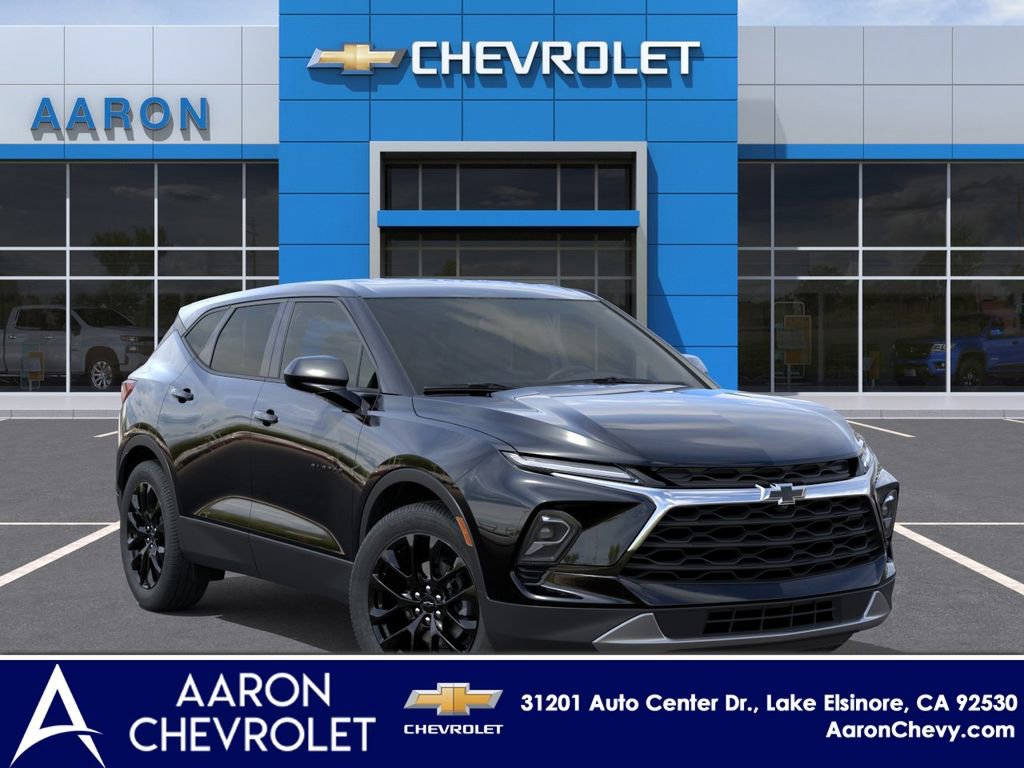 New 2026 Chevrolet Blazer LT w/ LPO, Black Sport Package FWD image 8