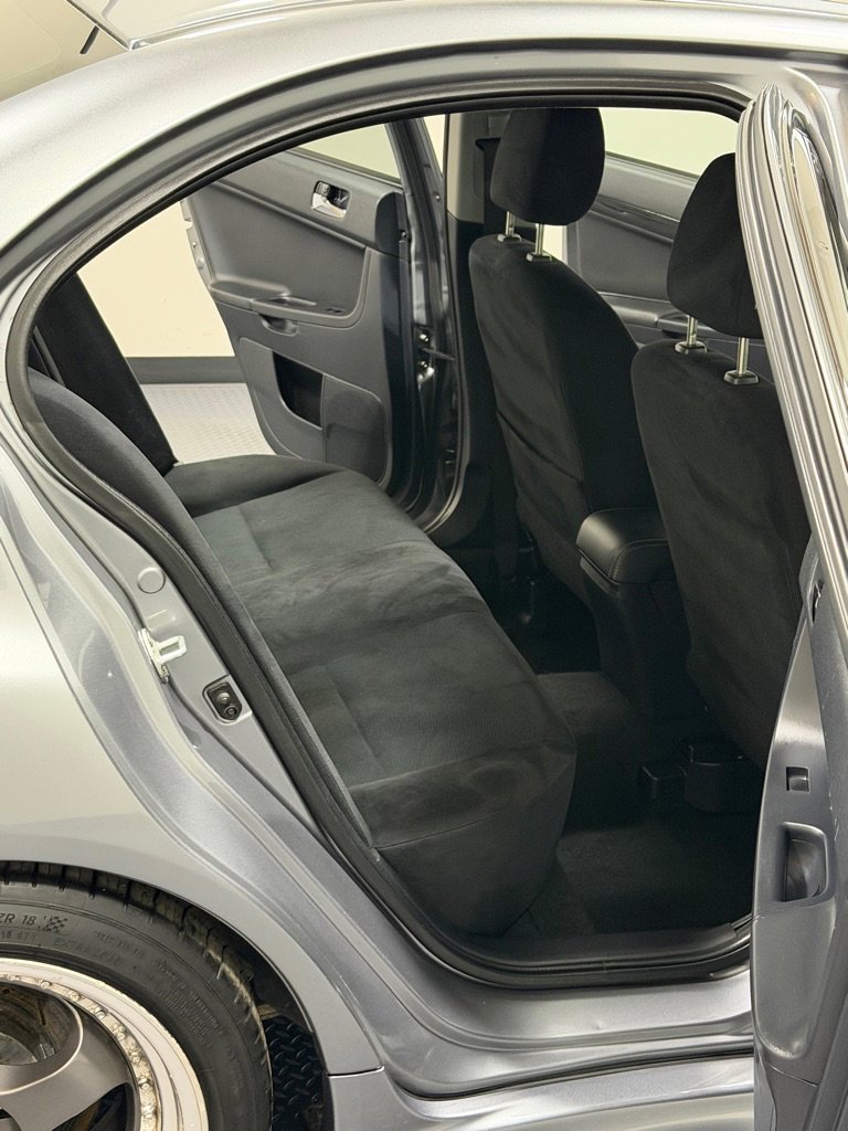 Used 2014 Mitsubishi Lancer Evolution GSR image 10